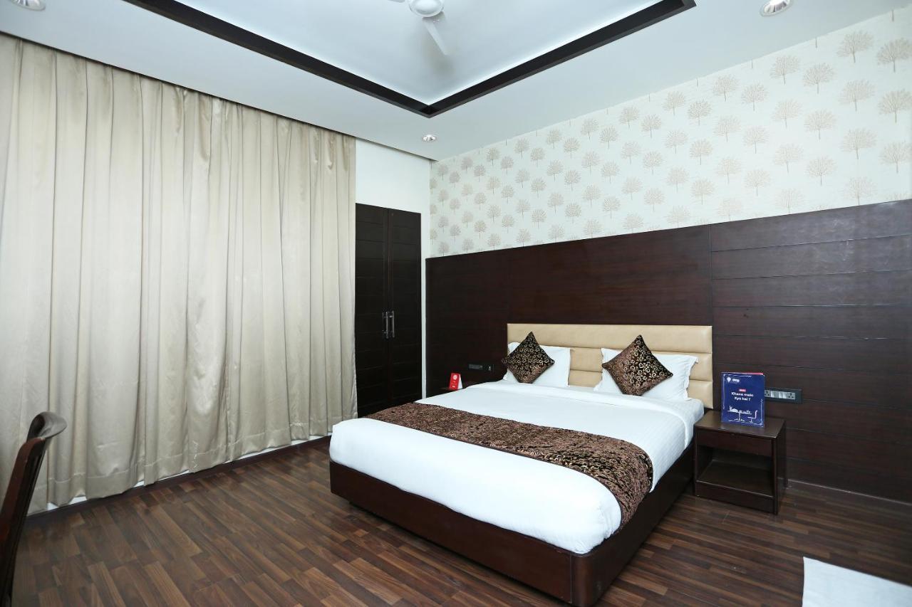 Oyo 9178 Hotel New Central Park Газиабад Екстериор снимка
